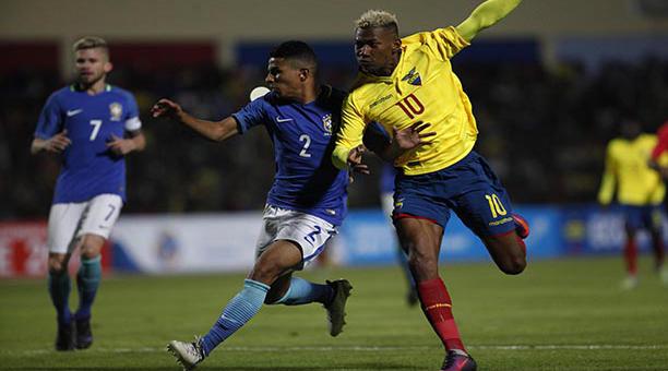 Ecuador debutó en el Sudamericano Sub 20 con Brasil, en Riobamba. La Mini Tri dejó una mala imagen y perdió 0 - 1. Luego se fue recuperando. En el hexagonal, arrancará también con Brasil. Foto: Vicente Costales / Bendito Fütbol