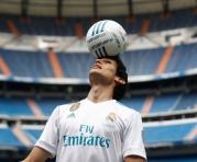 El joven Jesús Vallejo fue presentando en el Real Madrid, club en el que se formó: Foto: EFE