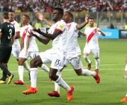 Christian Ramos, el jugador de Emelec, convirtió el segundo gol para los peruanos.