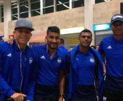 De izq. a der. Marlon Mejía, Fernando Luna, Brayan Angulo y Adrián Bone, en el viaje a Colombia