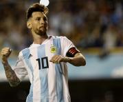 Lionel Messi celebra uno de sus goles ante la selección de Haití