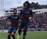 Jugadores del Deportivo Quito celebran un gol en el 2016