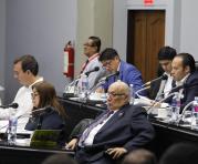 Francisco Egas y el consejo de la Federación Ecuatoriana de Fútbol, en el Congreso Ordinario