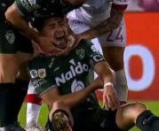 Jonathan Torres jugador de Sarmiento gritando del dolor tras su lesión. Foto: Captura de video.